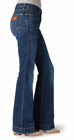 Women's Wrangler Retro Trouser Jean #112321430