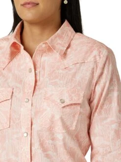 Women's Wrangler Snap Front Shirt #112327235 -Cowgirl Fit Sales Store 42951699e0dd7c7c2a213b36f21995a5