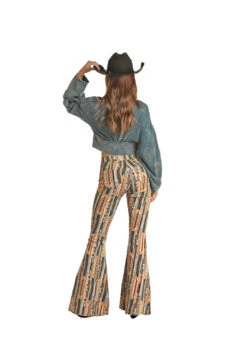 Women's Rock & Roll Cowgirl Bell Bottom Jeans #RRWD7PR0FD -Cowgirl Fit Sales Store f23e309397fe08b55f33d3c1c0e07dcc